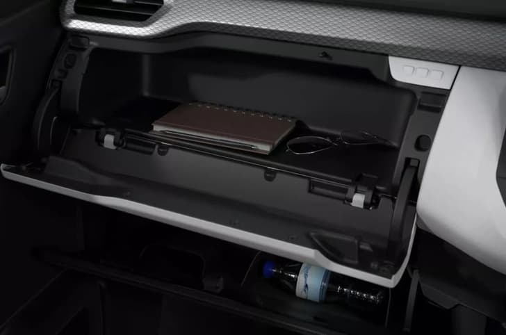 Renault Kiger interior images