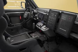 Defender Dakar D7X-R dashboard