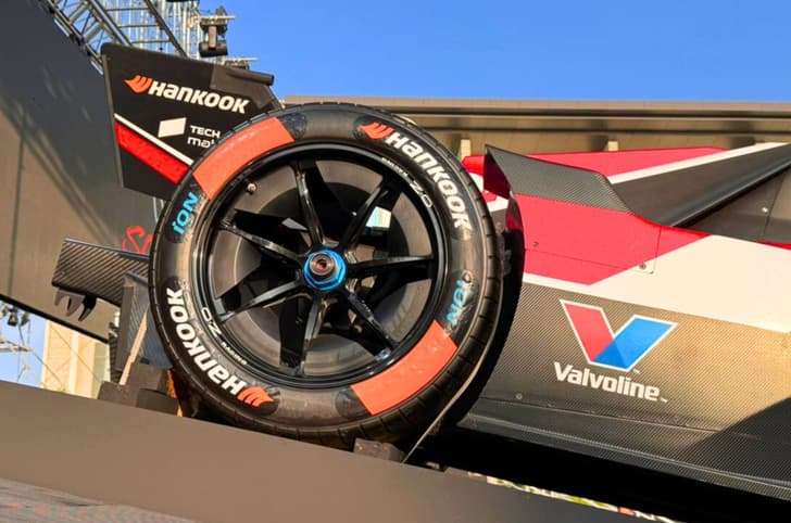 Mahindra M12Electro rear wheel