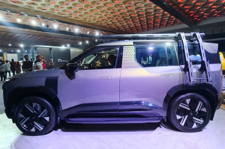 Tata Sierra ROQ Edition side profile