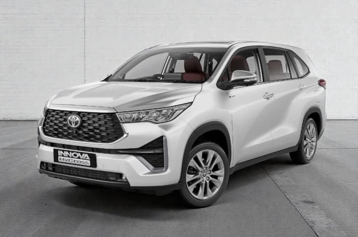 Toyota Innova Hycross Super White colour