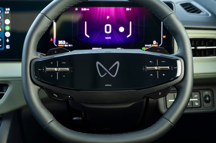 Mahindra XEV 9S steering and digital instrument cluster