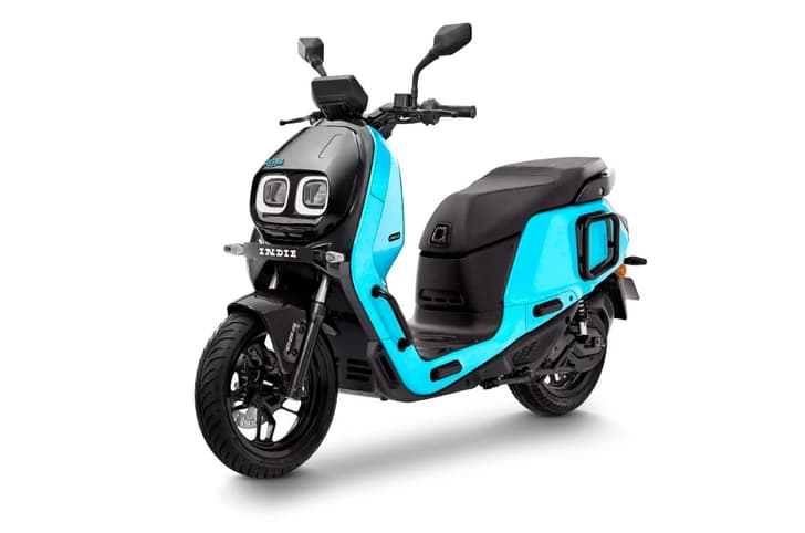 River Indie blue front three quarter