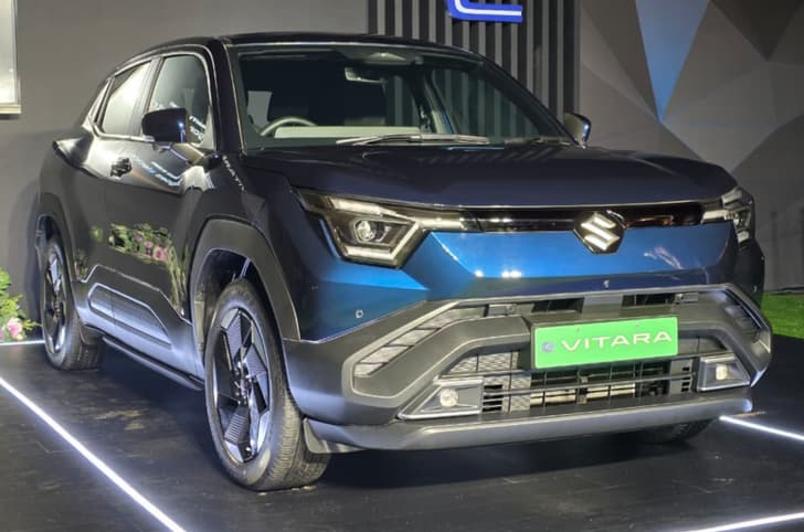 Maruti Suzuki e Vitara front quarter