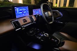 Maruti Suzuki e Vitara dashboard 