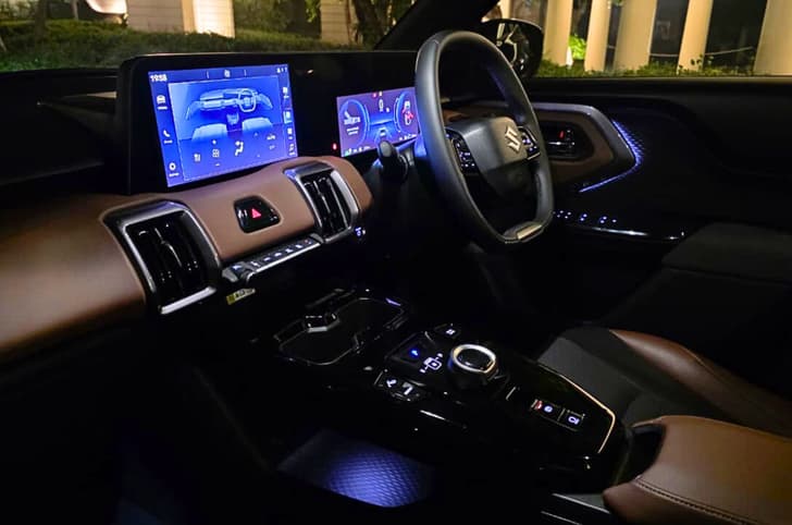 Maruti Suzuki e Vitara dashboard