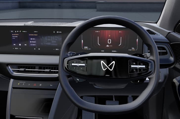 Mahindra XEV 9S steering wheel