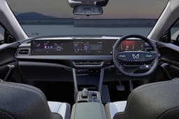Mahindra XEV 9S interior