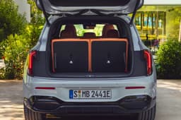 2025 mercedes benz glb in studio