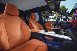 2025 mercedes benz glb in studio