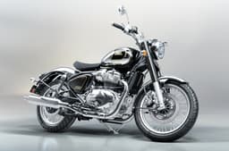 Royal Enfield Classic 650 chrome colour front right static in studio