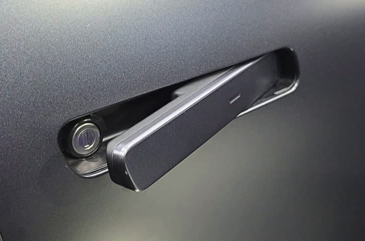 2026 Kia Seltos flush door handles