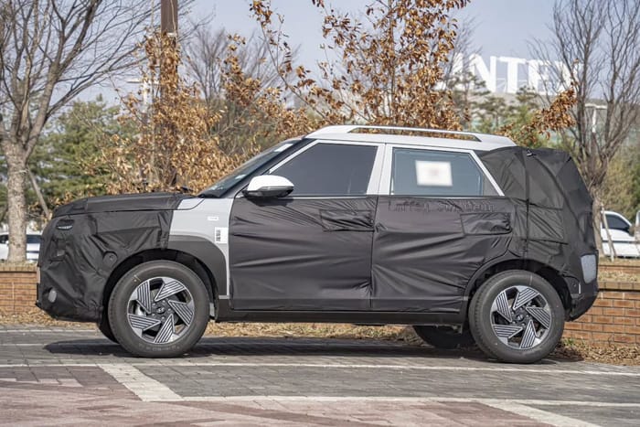 Next-gen Hyundai Venue spied with new design details