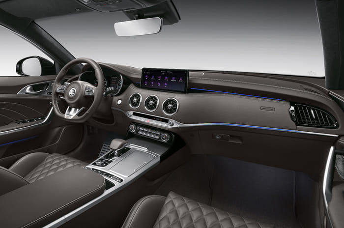 Kia Stinger facelift revealed