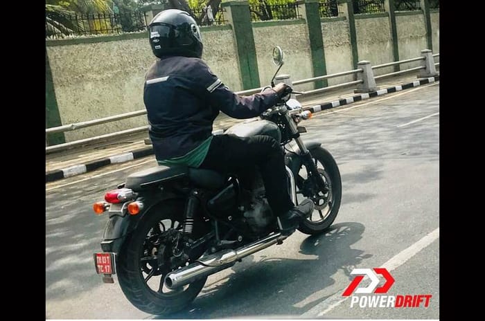 2020 Royal Enfield Thunderbird spied in near-production form