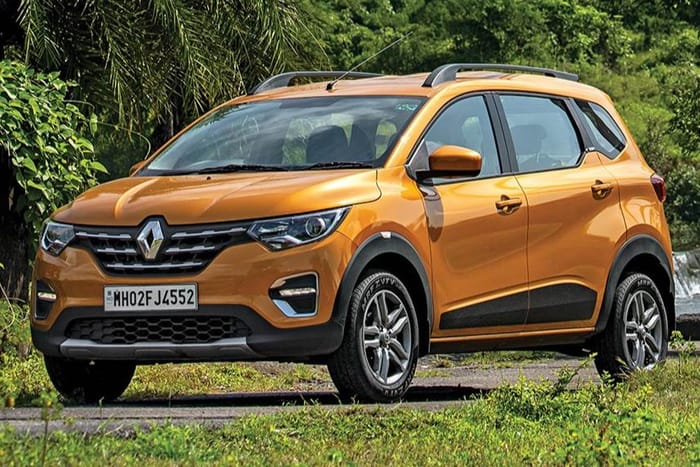 Renault Triber facelift spotted with redesigned fascia