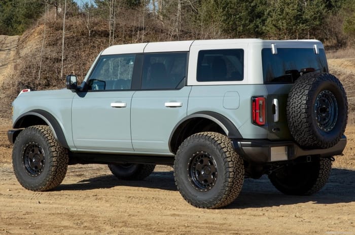 2021 Ford Bronco SUV revealed