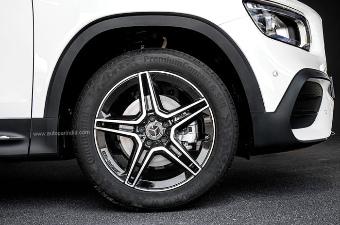 2022 Mercedes Benz GLB review: Seven seats, compact package