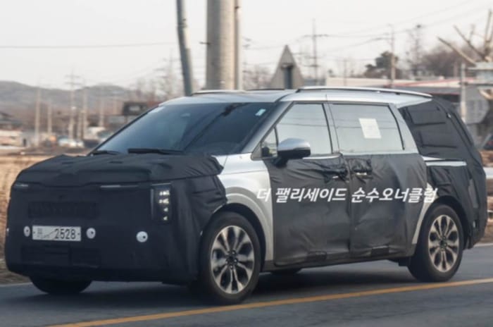 Kia Carnival discontinued; expected to return next year