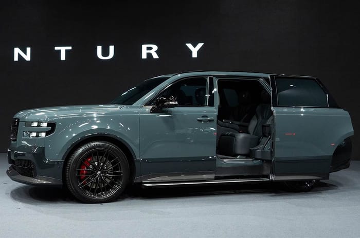 Toyota Century SUV breaks cover