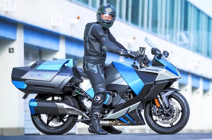 Kawasaki’s hydrogen bike prototype showcased in action