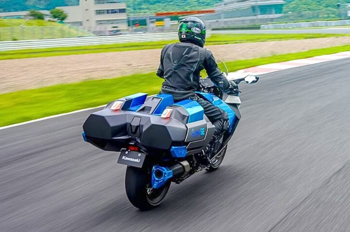 Kawasaki’s hydrogen bike prototype showcased in action