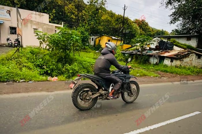 Production-spec KTM 390 Enduro spotted testing in India