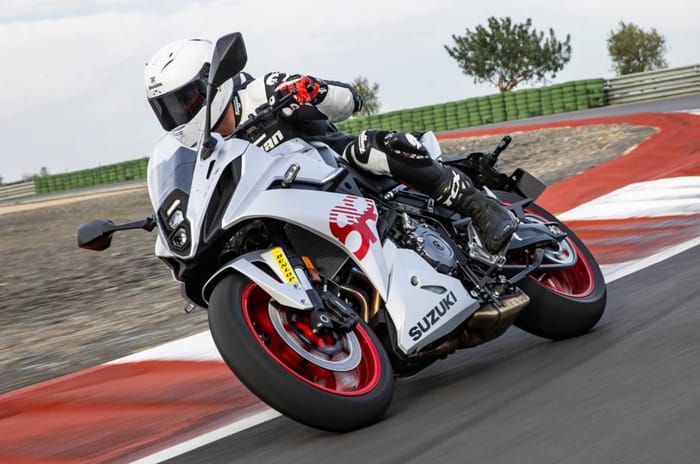 Suzuki GSX-8R launched at Rs 9.25 lakh
