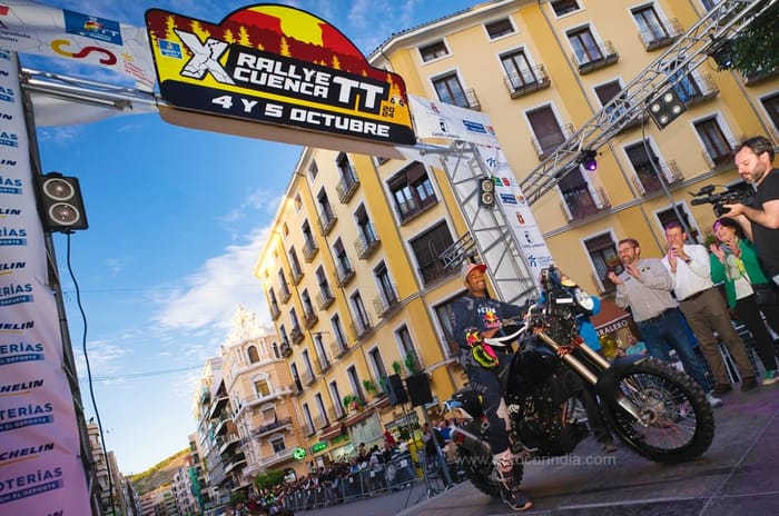 Royal Enfield Himalayan rally racer seen for the first time