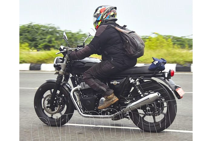 Updated Royal Enfield Interceptor 650 spotted with twin front disc brakes