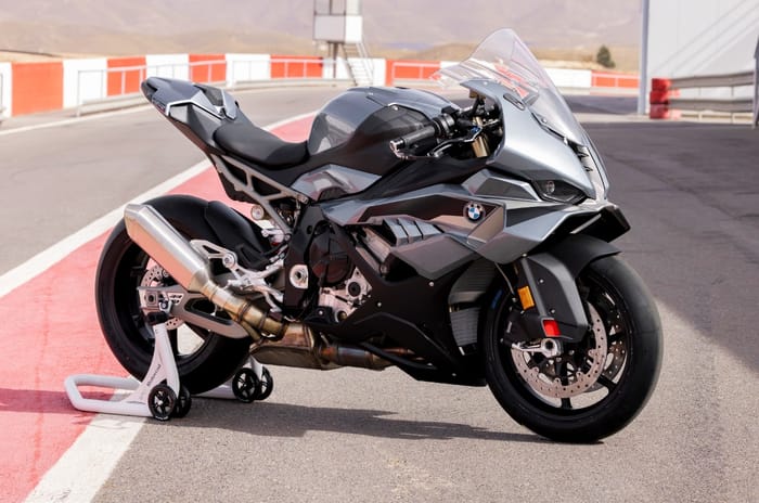 BMW M 1000 RR gains more power, bigger winglets for 2025