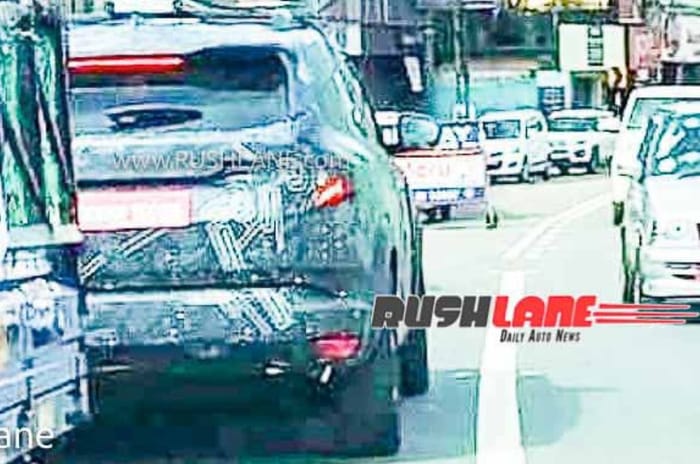 New Renault Duster spied in India for the first time