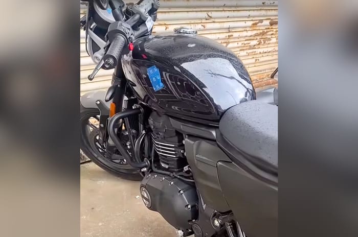 Triumph Scrambler 400 X new variant spotted