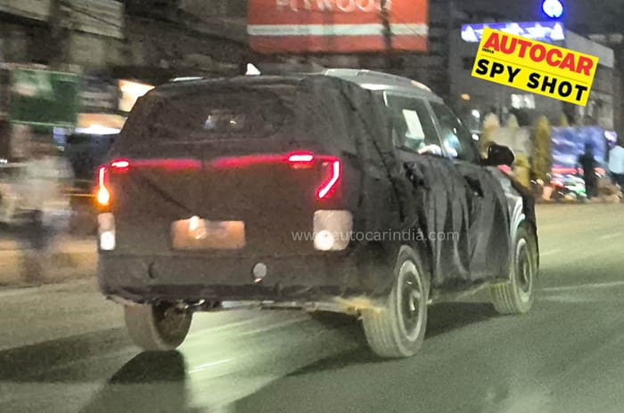Kia Carens EV spied Kia Carens EV spied