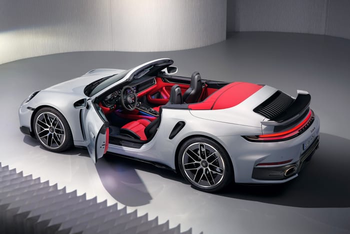 Munich Motor Show: New hybrid Porsche 911 Turbo S revealed