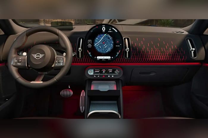 Mini Countryman Electric interior touchcreen