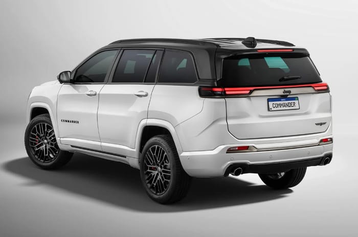 2026 Jeep Commander rear right side 2026 Jeep Commander rear right side