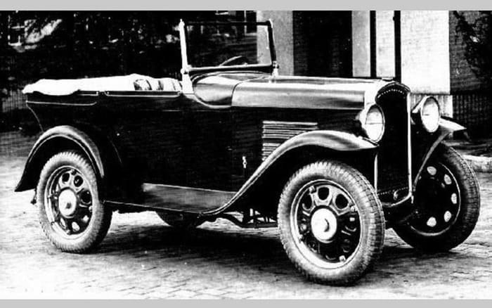 The first cars of the world's most famous carmakers