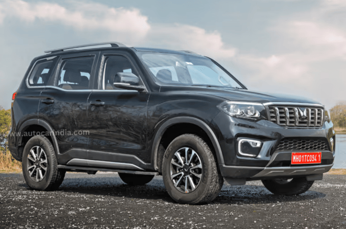 Mahindra Scorpio N black color