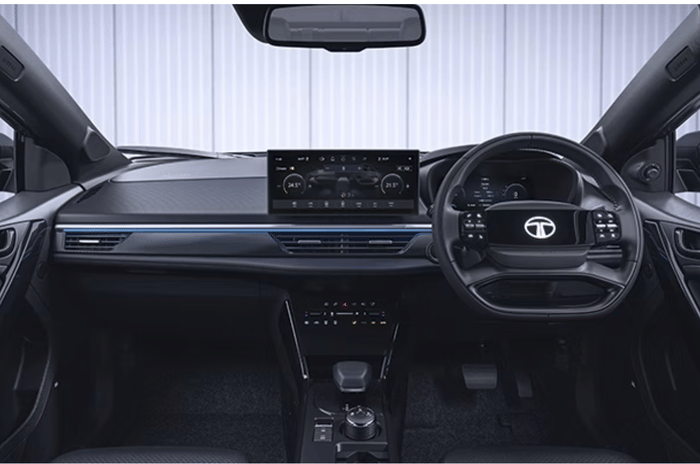 Tata Curvv Dark Edition interior