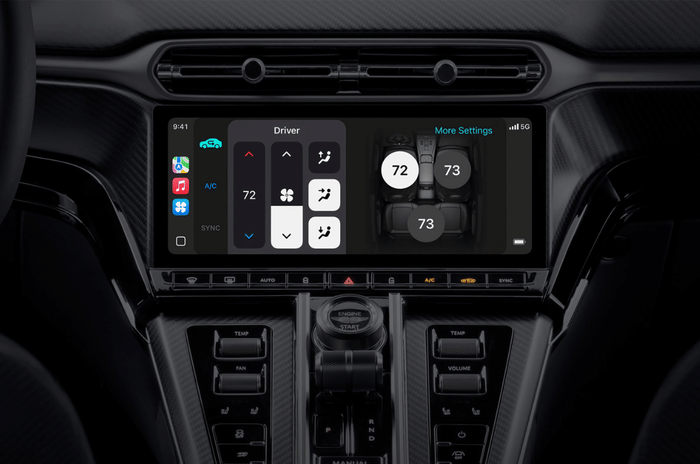 Apple CarPlay Ultra touchscreen