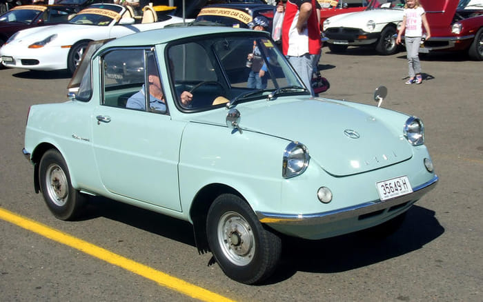 The first cars of the world's most famous carmakers