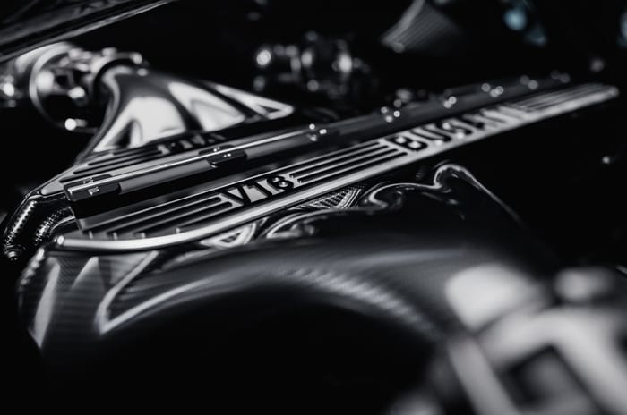 Bugatti Tourbillon engine