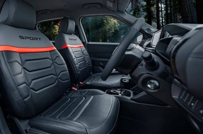 Citroen C3 interior black seats