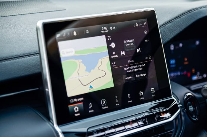 India-spec Jeep Compass facelift unveiled