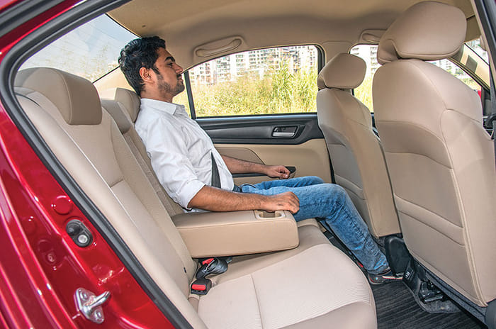 2018 Ford Aspire vs Honda Amaze vs Maruti Suzuki Dzire comparison