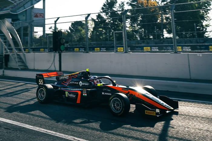 Dion Gowda Van Amersfoort Racing