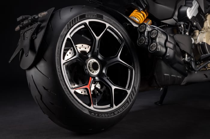 Ducati Diavel V4 RS unveiled