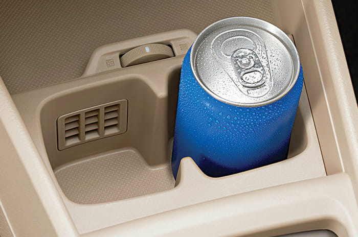 Maruti Suzuki Ertiga cupholder