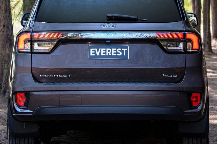 Ford Everest badge Ford Everest badge